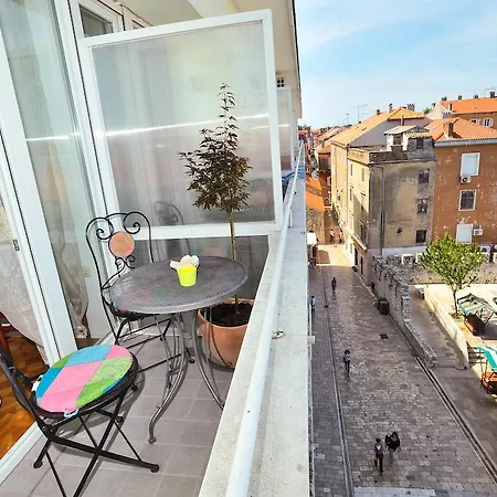 Old Town Ii Apartment Zadar