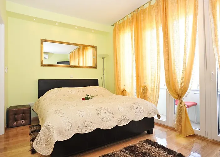 Apartamento Old Town Ii *