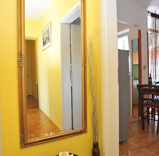Apartment Old Town Ii