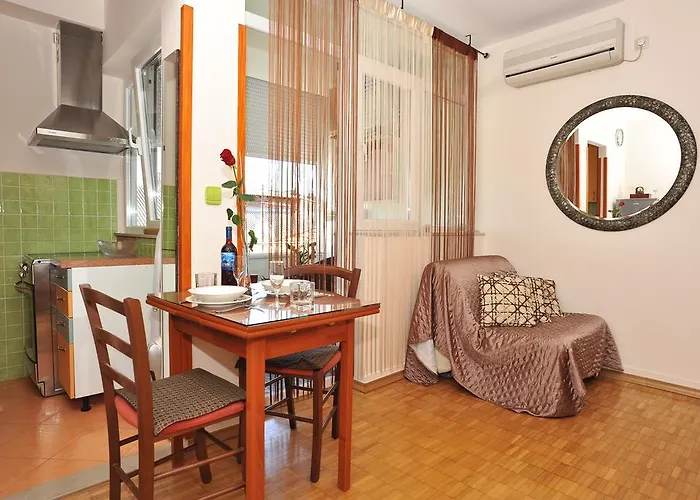 Apartment Old Town Ii *