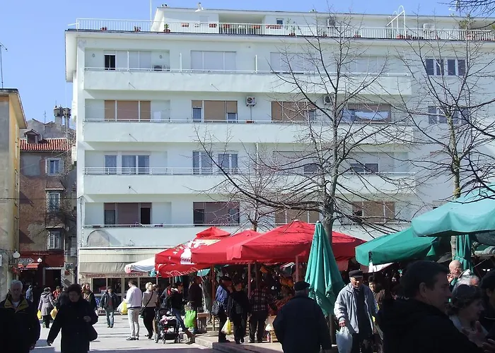 Apartment Old Town Ii *